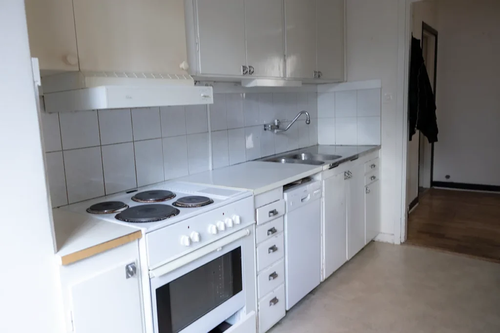 Köket hos Pulsen Fastigheter innan renovering